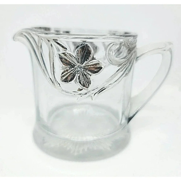 Vintage Clear Glass Sugar and Creamer With Silver Detail - Picture 8 of 14
